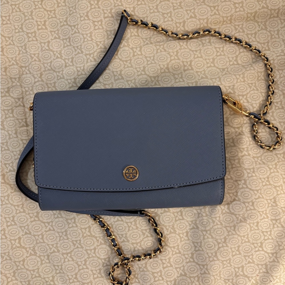 Tory Burch Robinson Leather Wallet-On-Chain